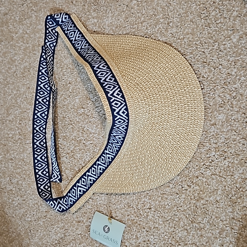 NWT summer straw visor